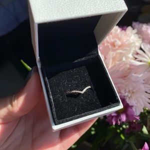 PANDORA Shimmering Wish Sz 52